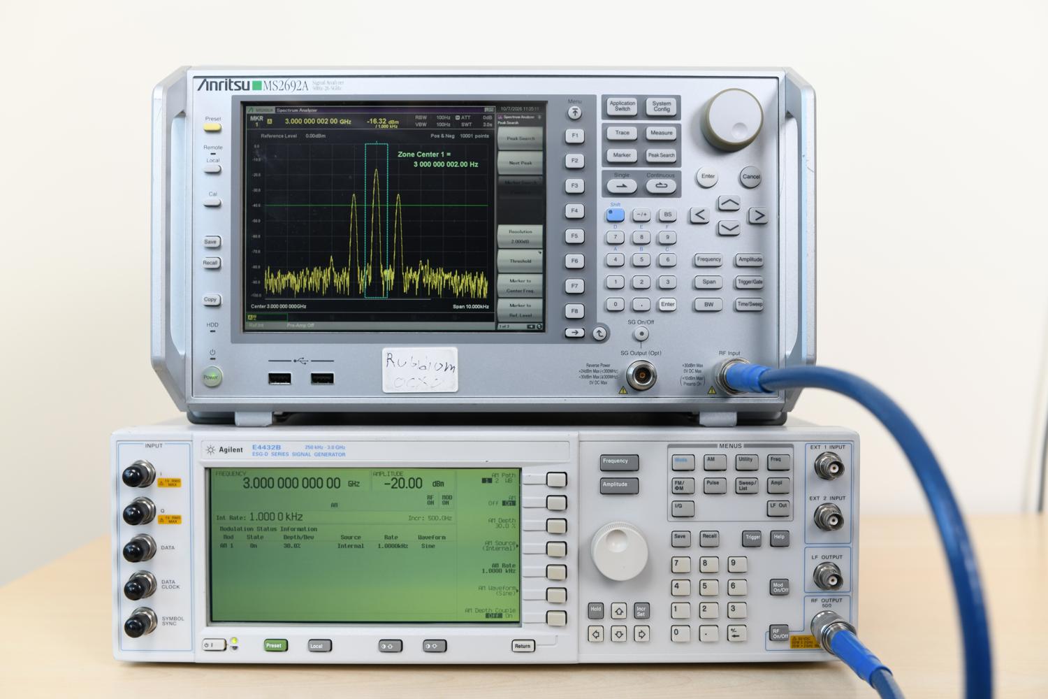 Agilent E4432B